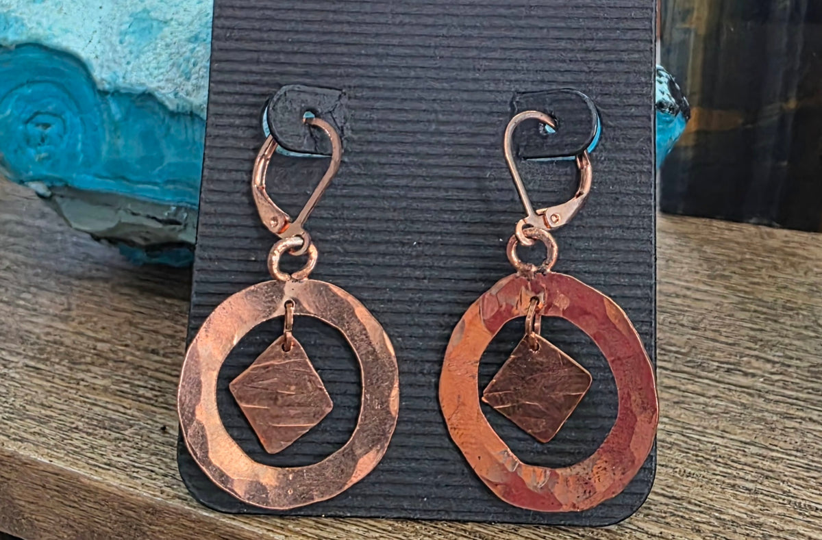 Hammered copper geometric earrings